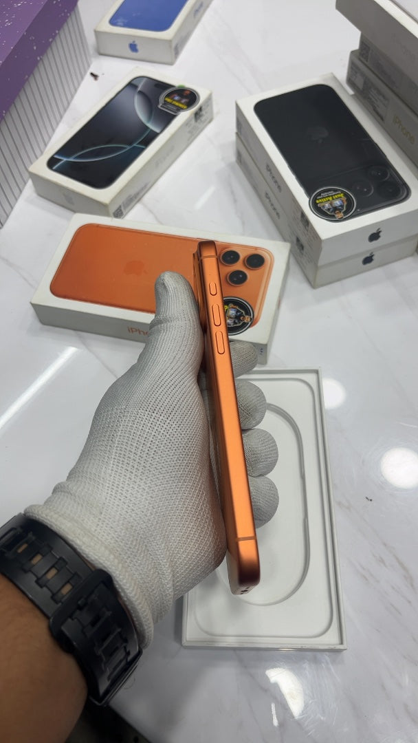 iPhone 17 Pro Max (Cosmic Orange, Pre-loved)