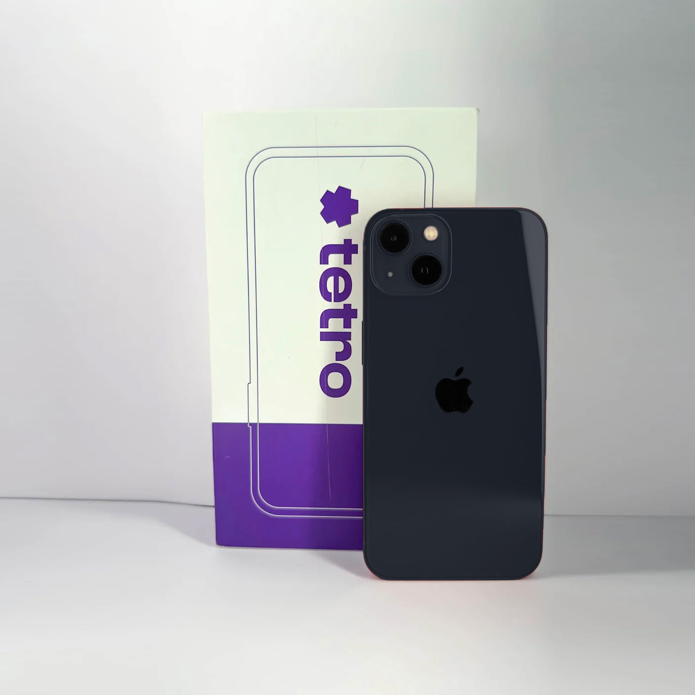 iPhone 13 (Midnight, Pre-loved)