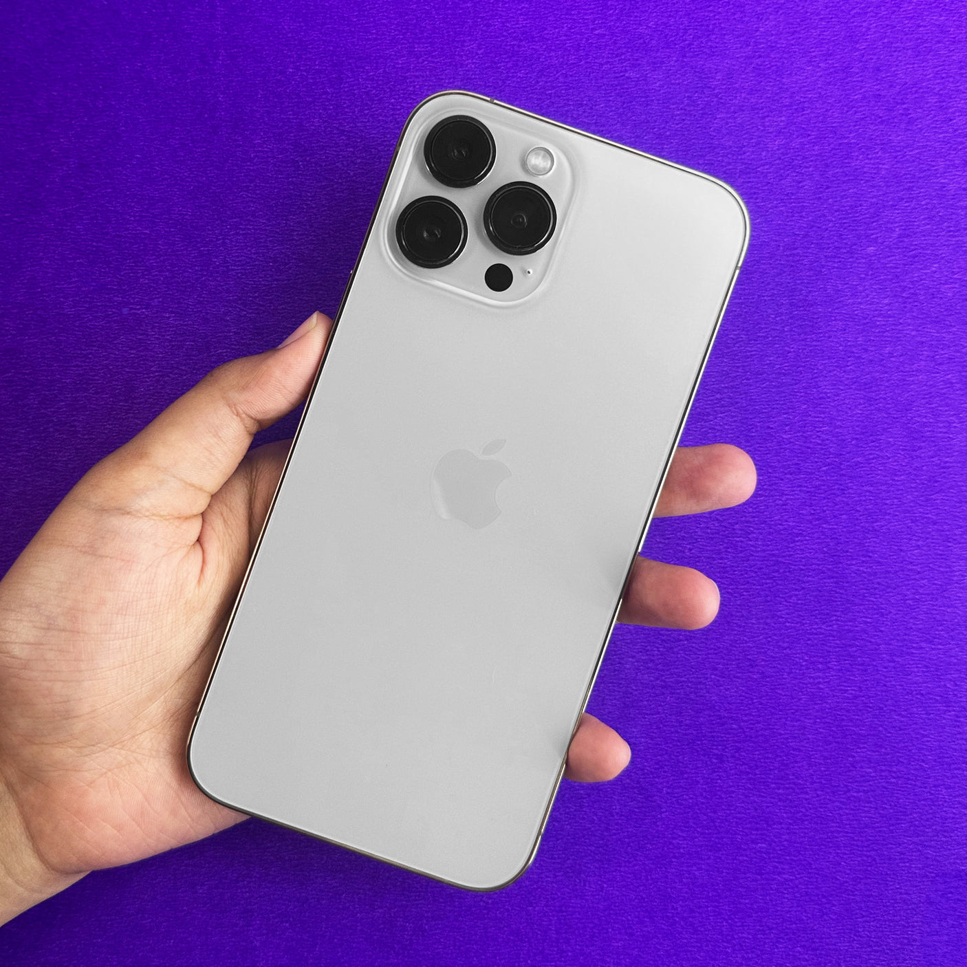 iPhone 13 Pro Max (Silver, Pre-loved)