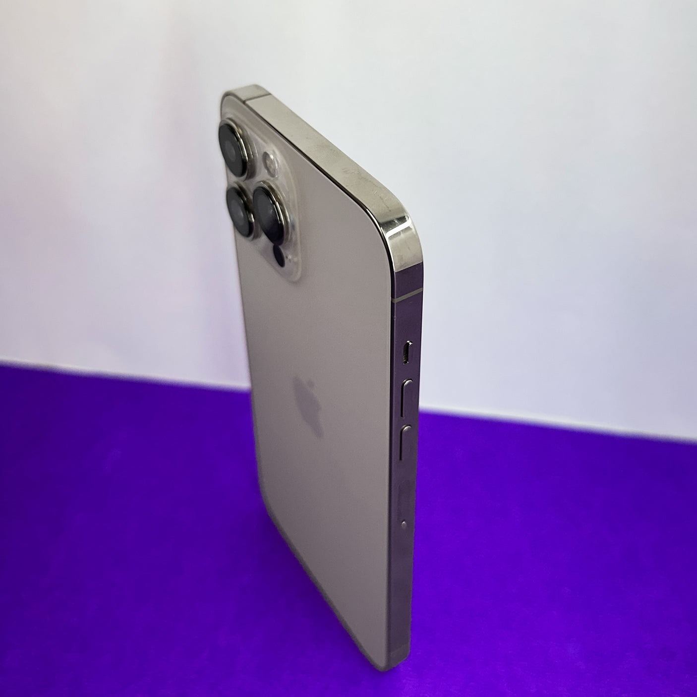 iPhone 13 Pro Max (Silver, Pre-loved)