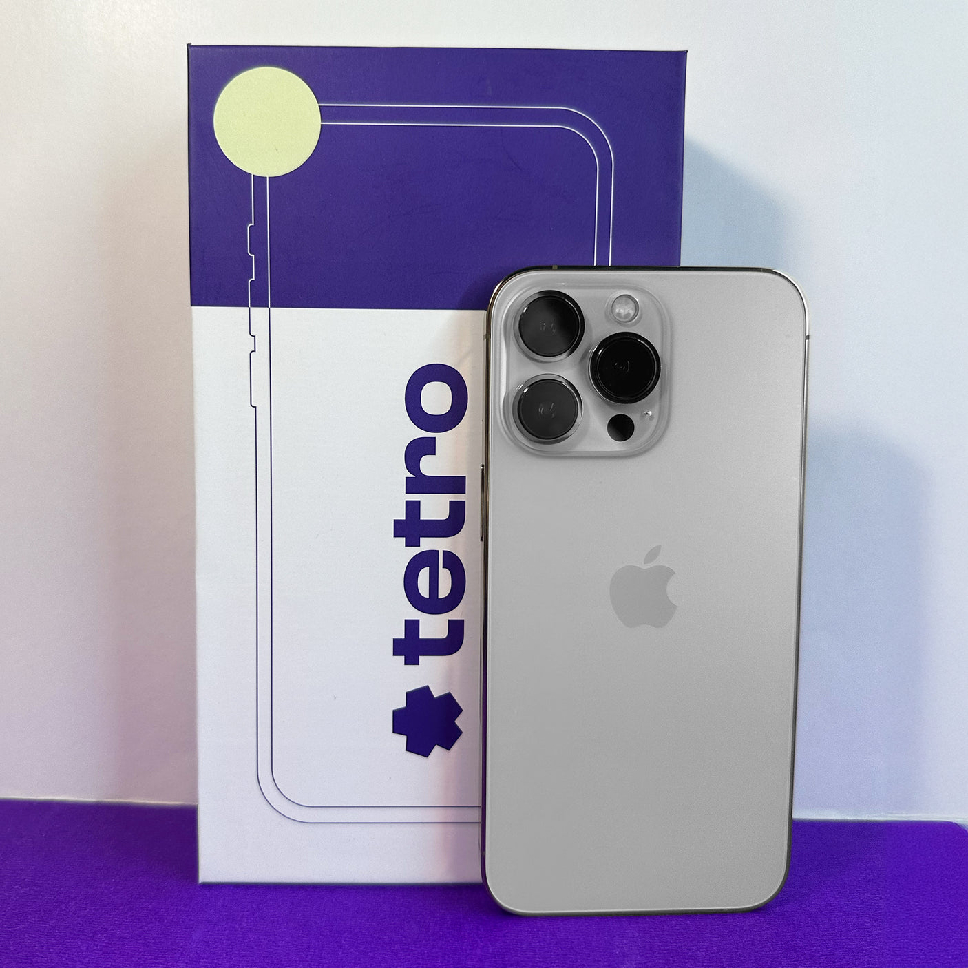 iPhone 13 Pro (Silver, 128 GB, Pre-loved).