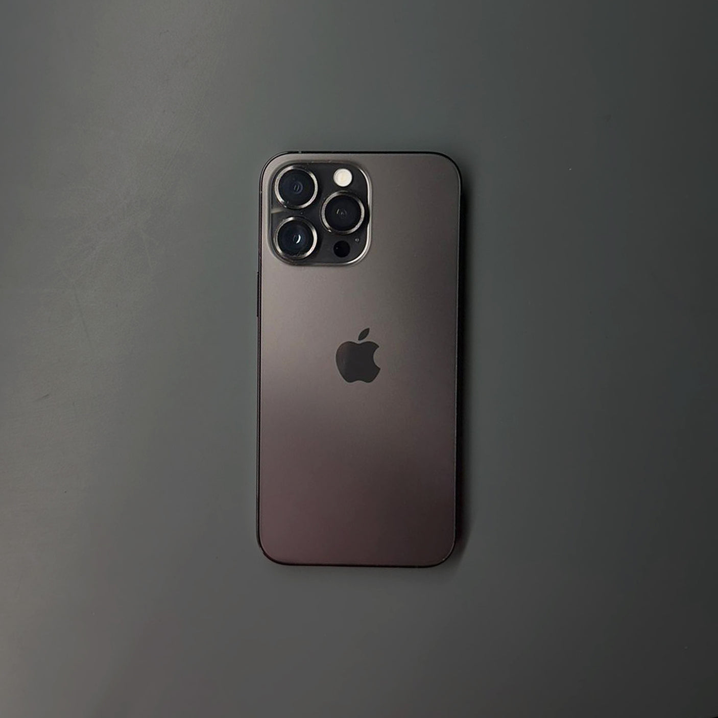 iPhone 14 Pro Max (Space Black, 128 GB, Pre-loved).