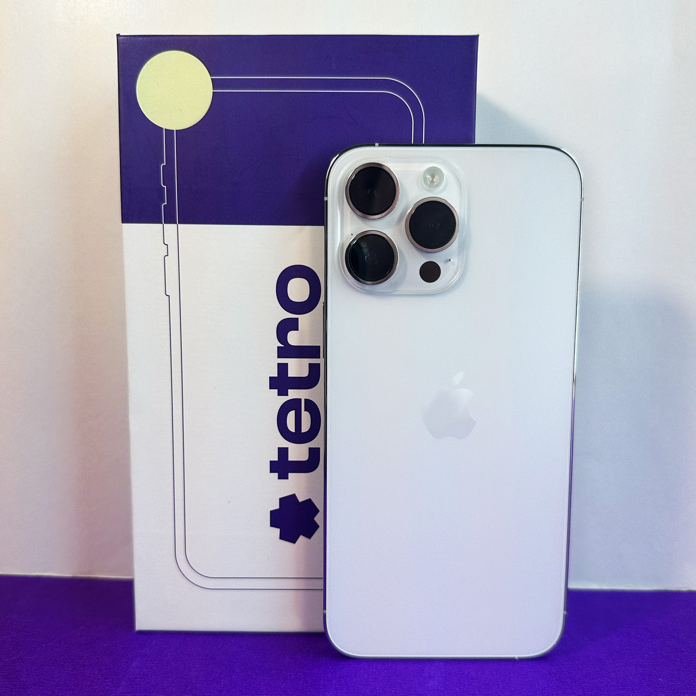 iPhone 14 Pro Max (Silver, 128 GB, Pre-loved).