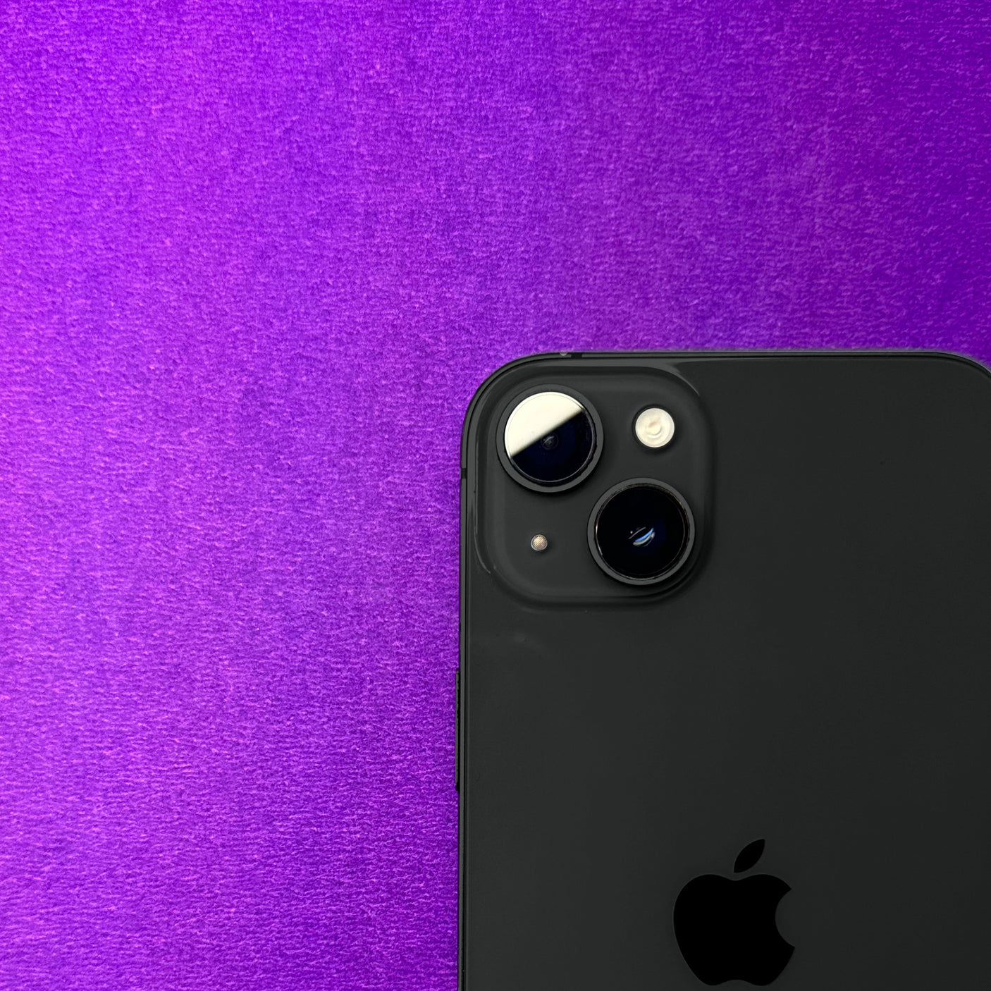 iPhone 14 Plus (Midnight, 128 GB, Pre-loved).