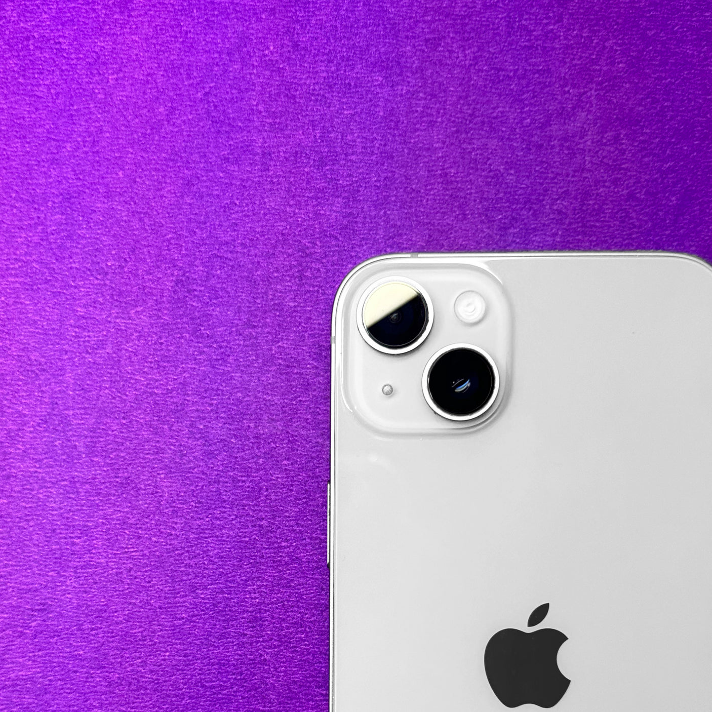 iPhone 14 Plus (Starlight, 128 GB, Pre-loved).