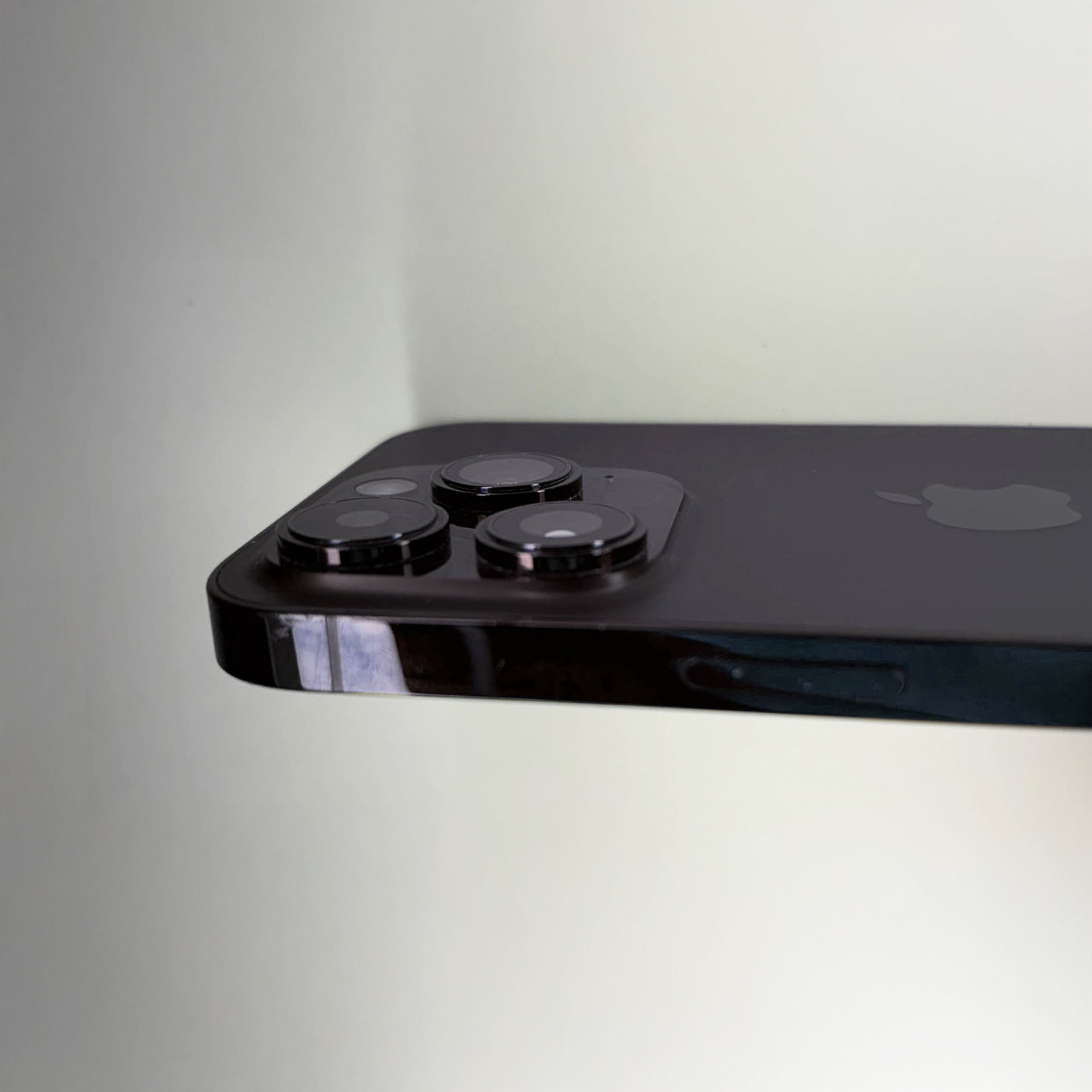 iPhone 14 Pro (Deep Purple, Pre-loved)