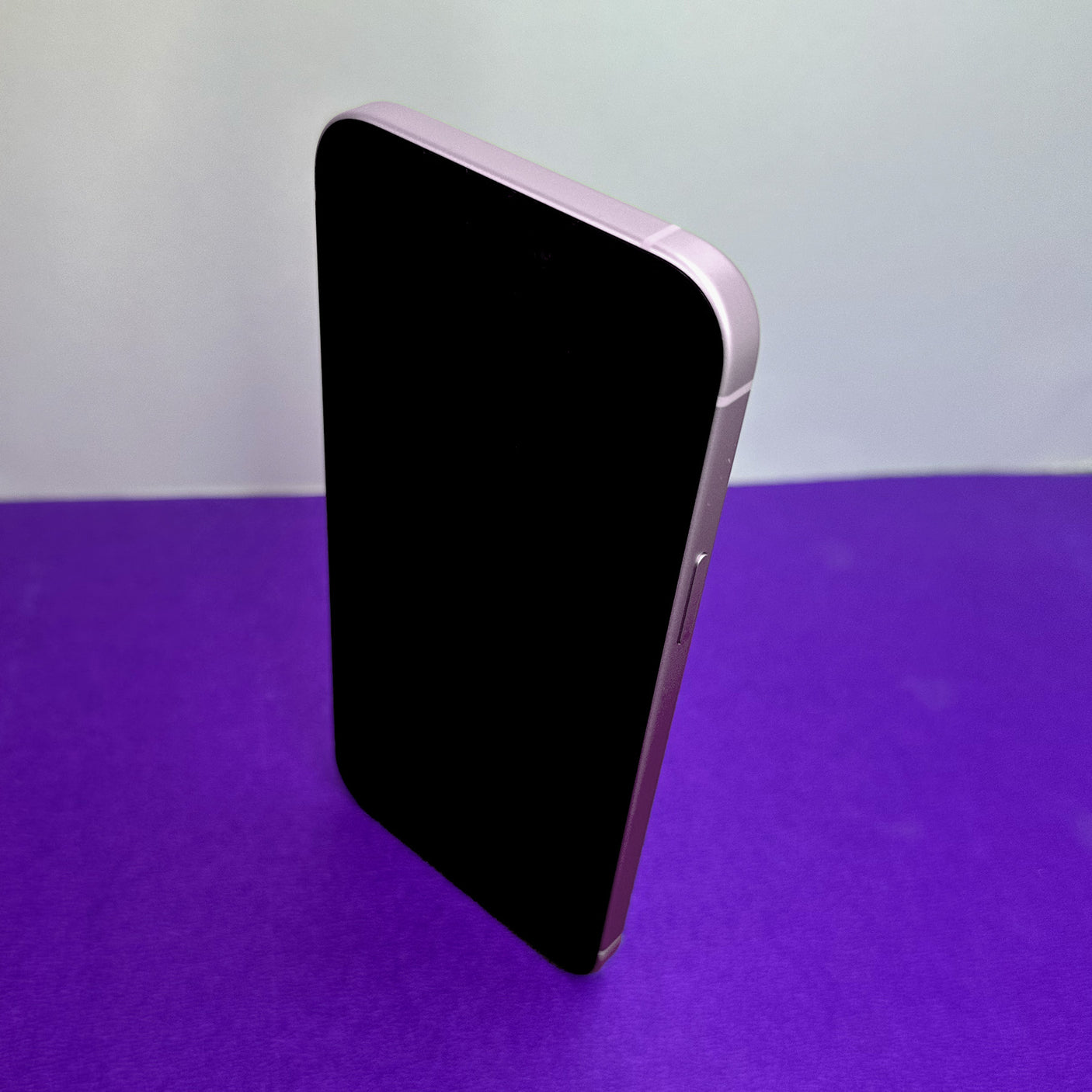 iPhone 15 Plus (Pink, 128 GB, Pre-loved).