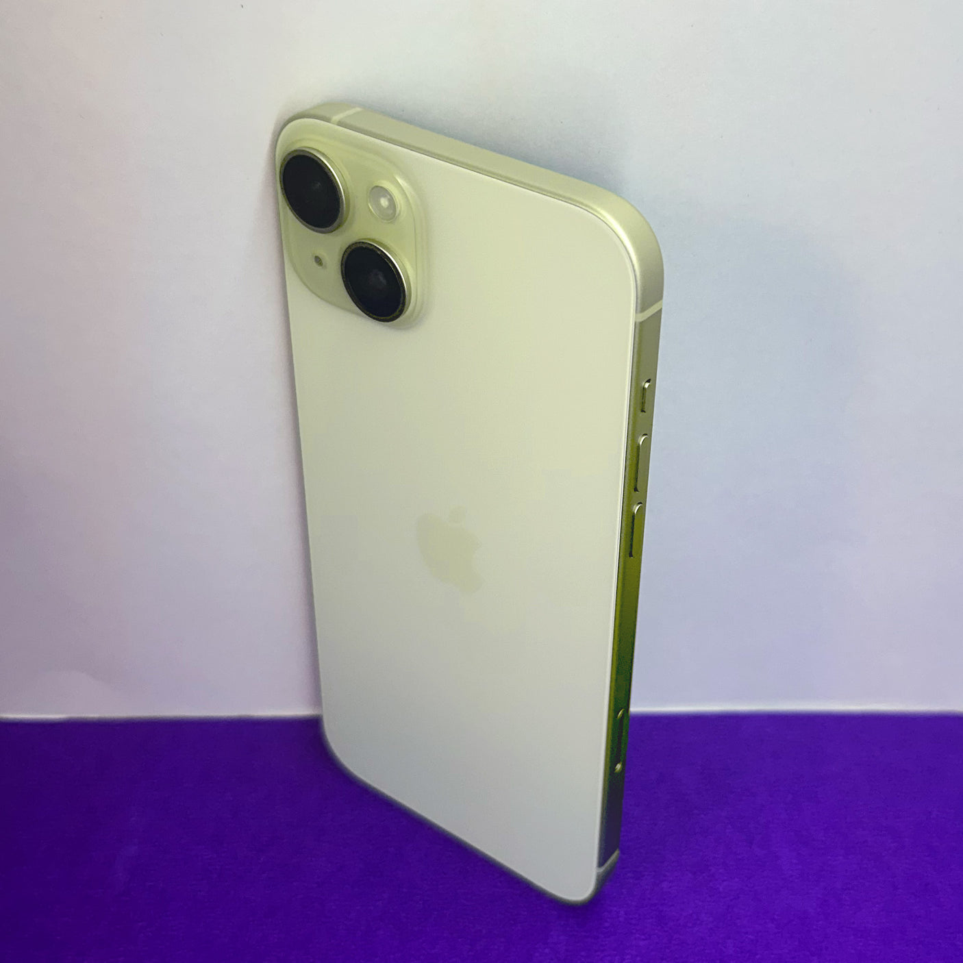 iPhone 15 Plus (Yellow, 128 GB, Pre-loved).