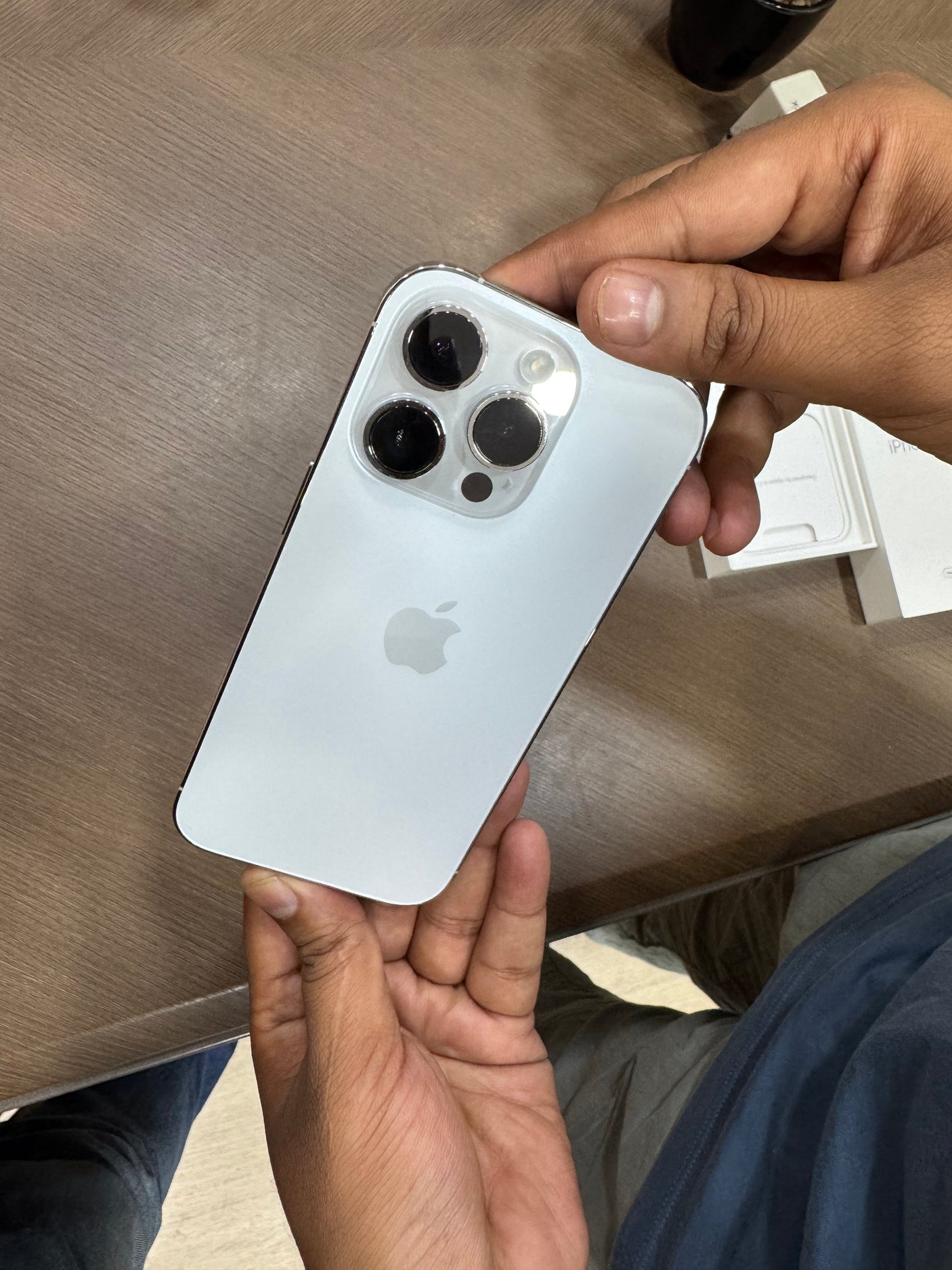 iPhone 14 Pro (Silver, Apple certified Refurb)