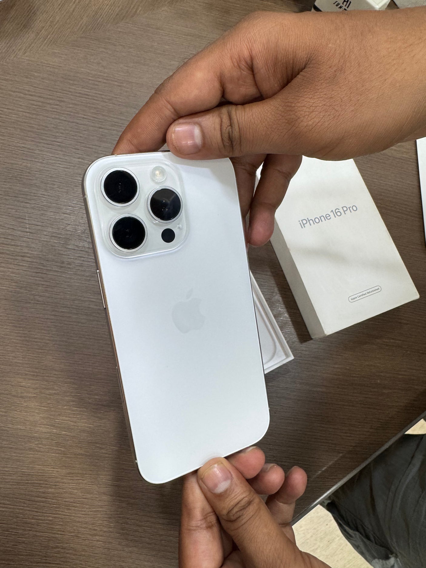 iPhone 16 Pro (White Titanium, Apple Certified Refurb)