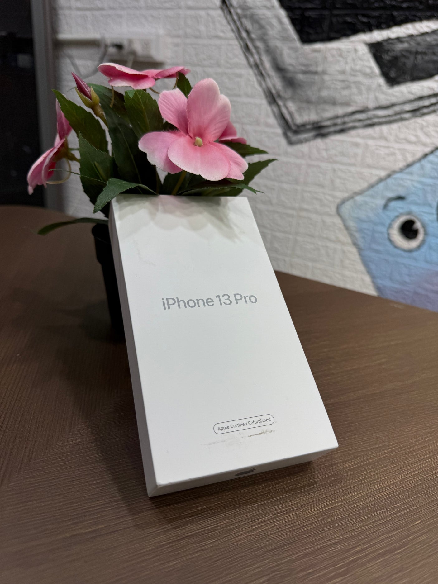 iPhone 13 Pro (Graphite, Apple certified Refurb)