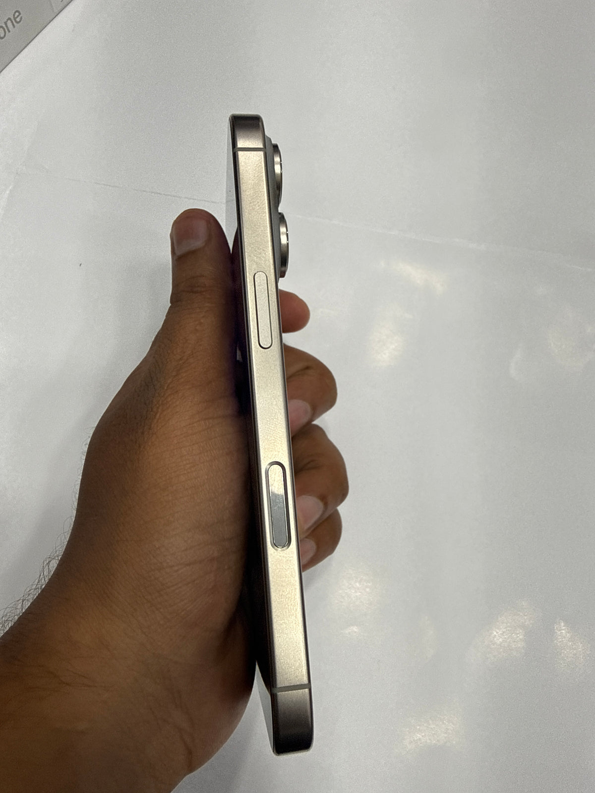 iPhone 16 Pro 256 GB Natural Titanium