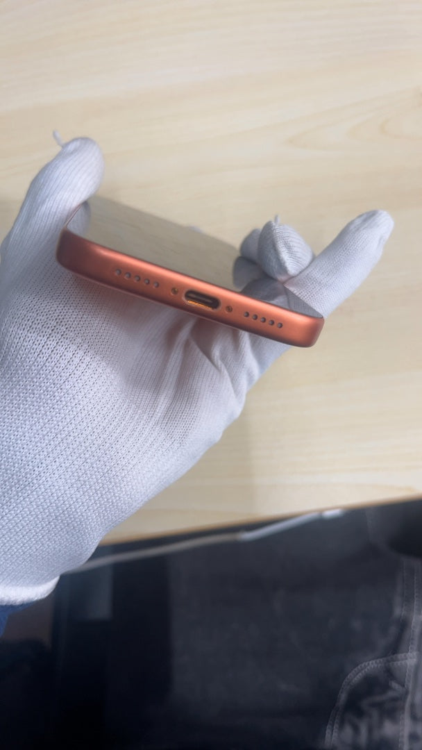 iPhone 17 Pro (Cosmic Orange, Pre-loved)