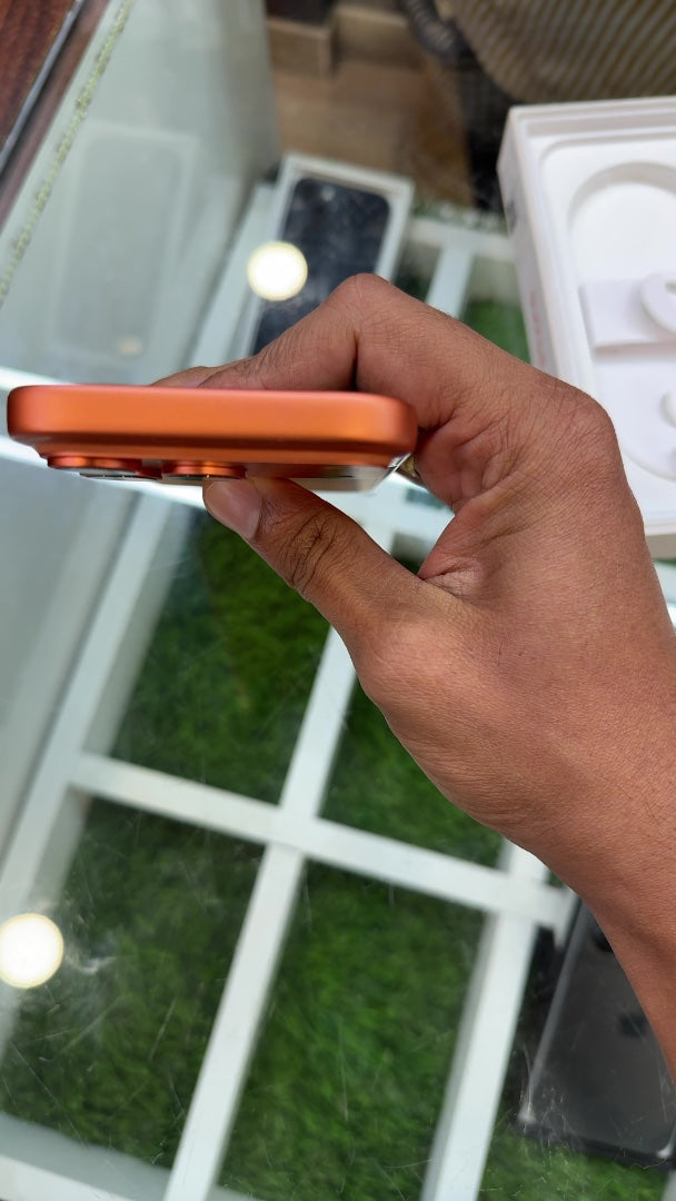 iPhone 17 Pro (Cosmic Orange, Pre-loved)