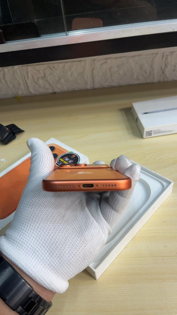 iPhone 17 Pro (Cosmic Orange, Pre-loved)