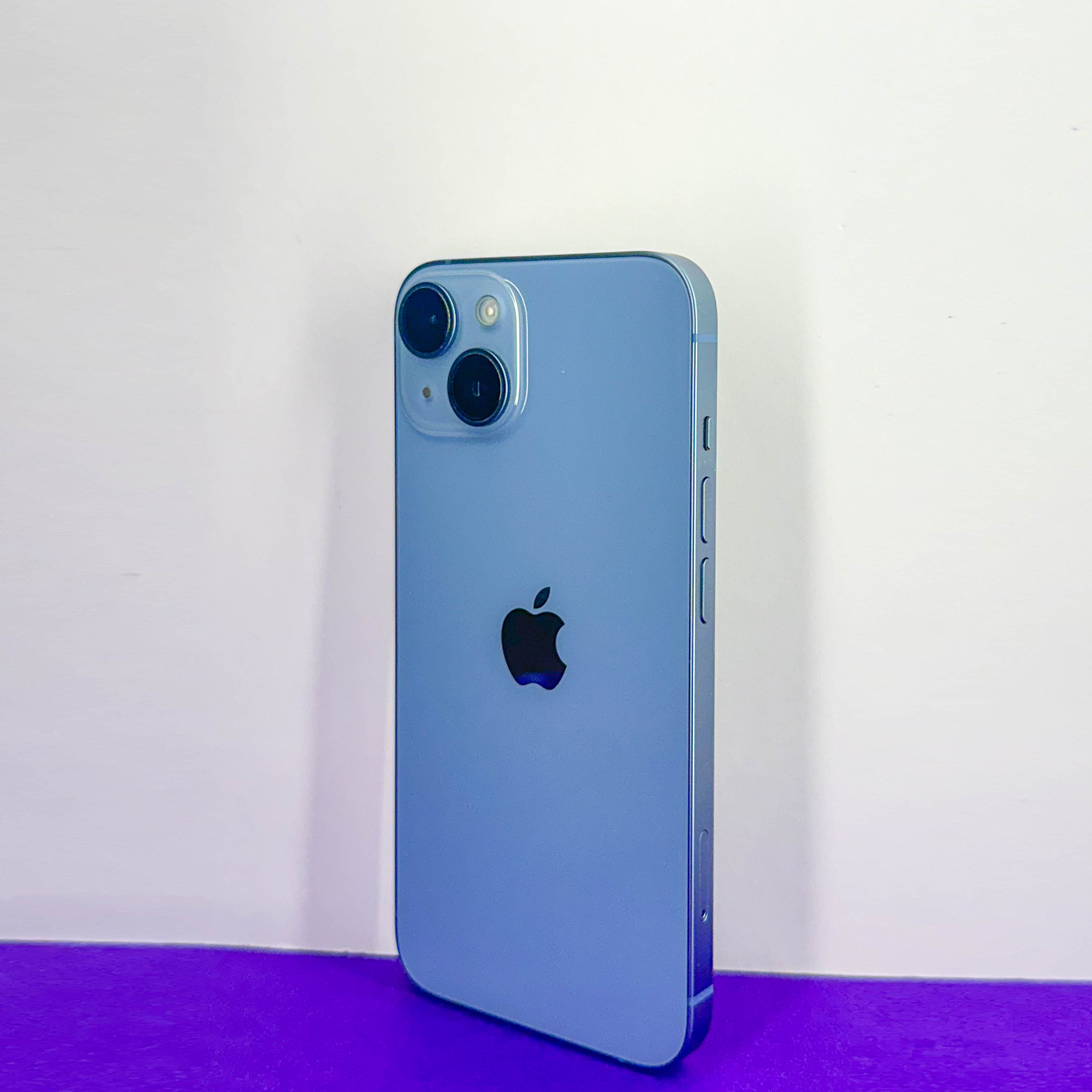 iPhone 14 (Blue, Pre-loved)