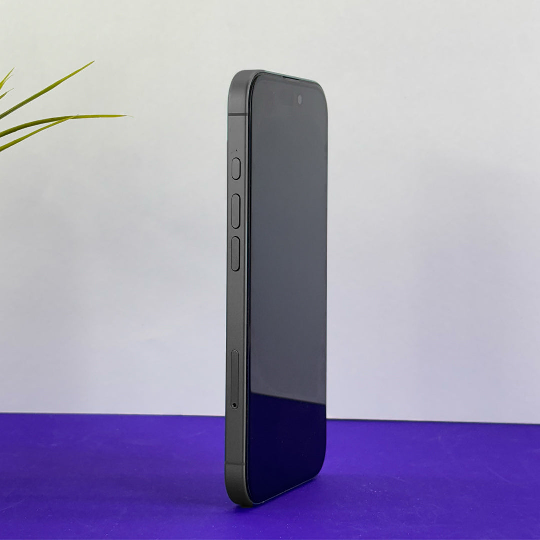 iPhone 16 Pro Max (Black Titanium, Pre-loved)