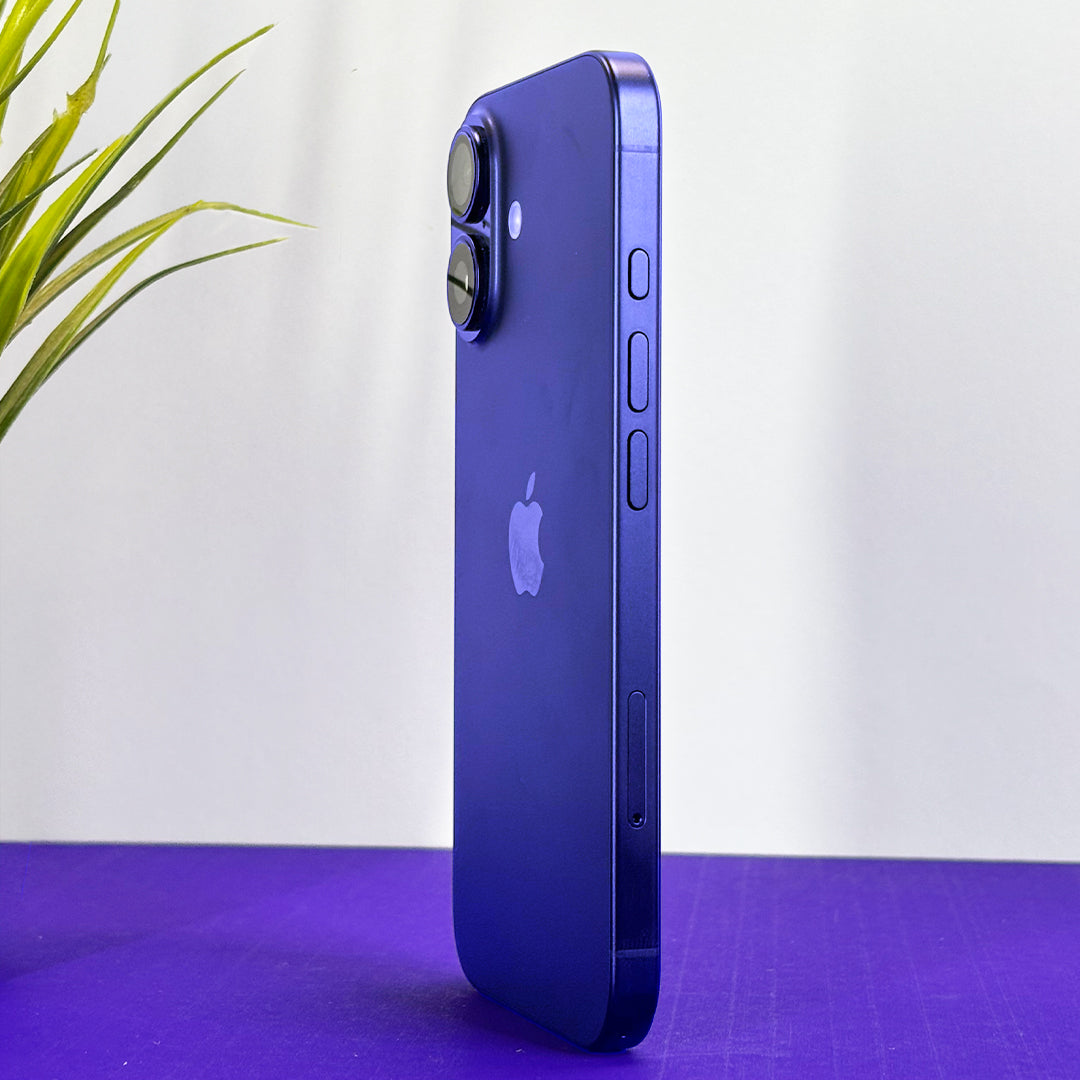 iPhone 16 Plus (Ultramarine, Pre-loved)