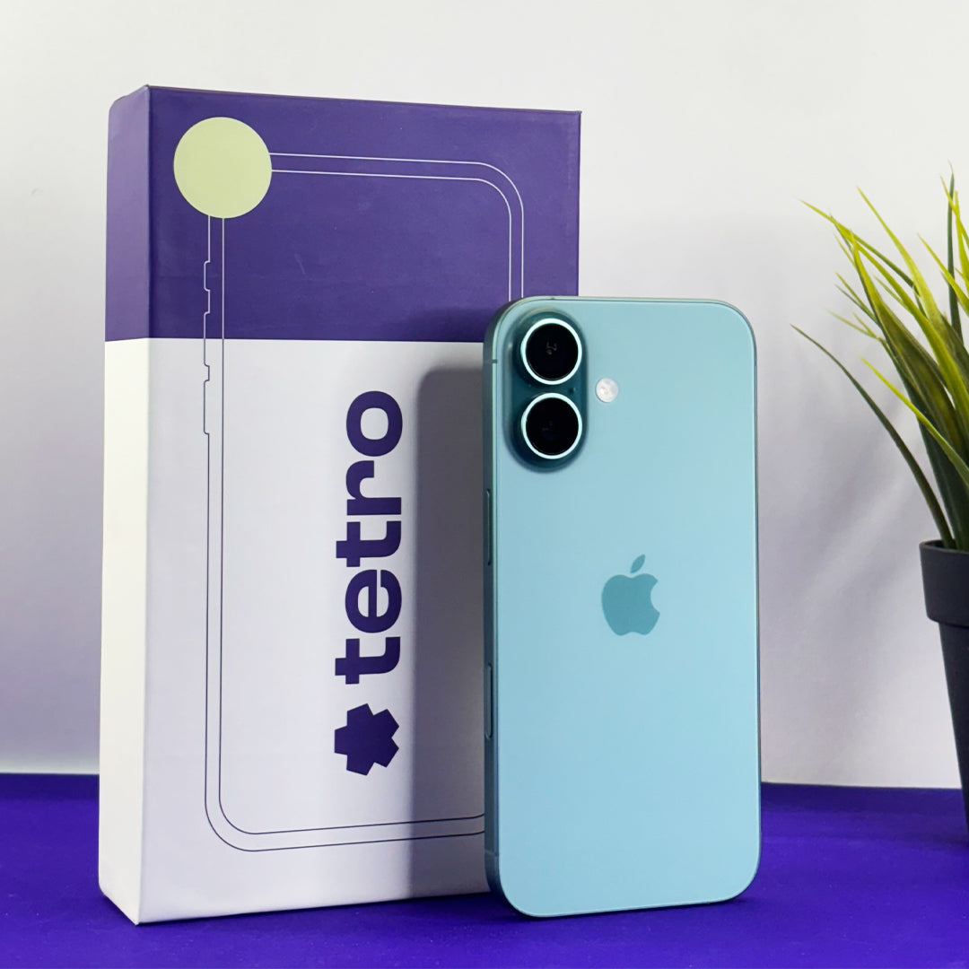 iPhone 16 (Teal, Pre-loved)