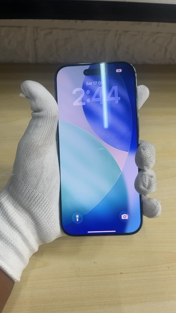 iPhone Air (Cloud White, Pre-loved)