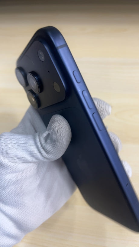 iPhone 17 Pro (Deep Blue, Pre-loved)
