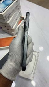 iPhone 17 (Black, Pre-loved)
