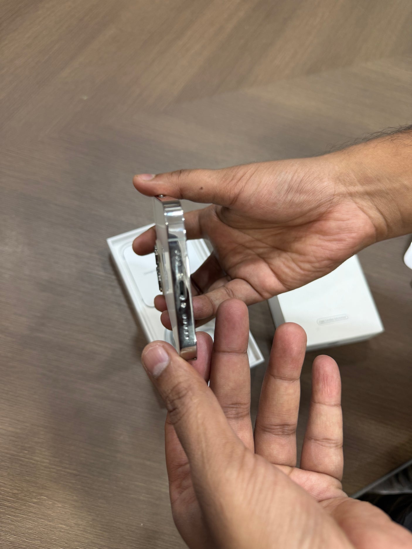 iPhone 13 Pro (Silver, Apple certified Refurb)
