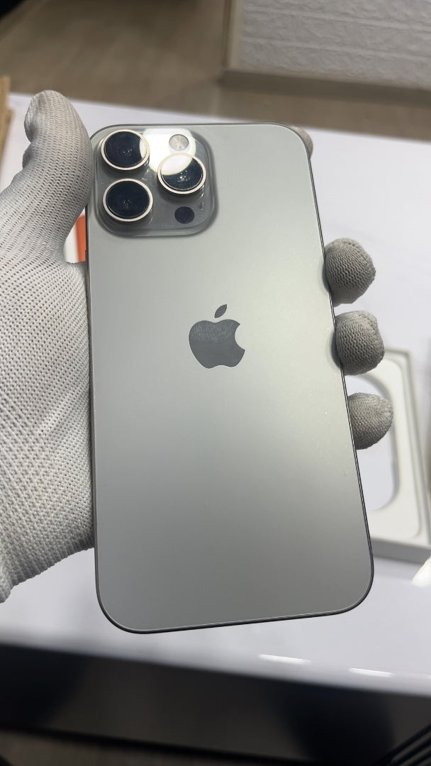 iPhone 16 Pro Max (Natural Titanium, Pre-loved)