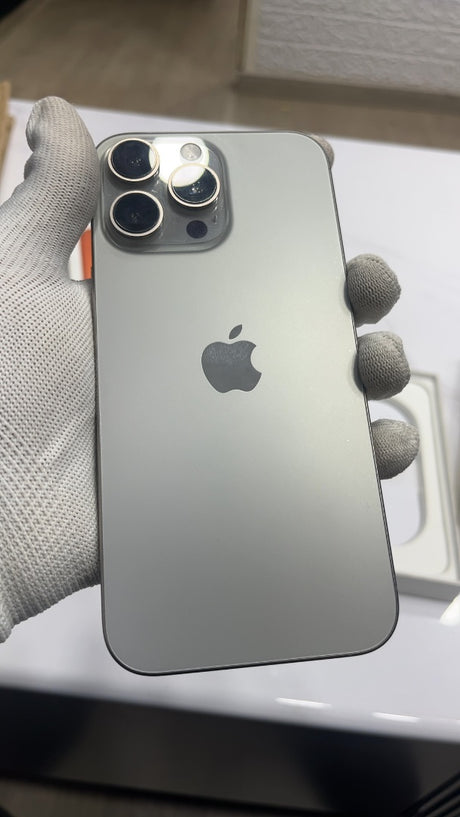 iPhone 16 Pro Max (Natural Titanium, Pre-loved)