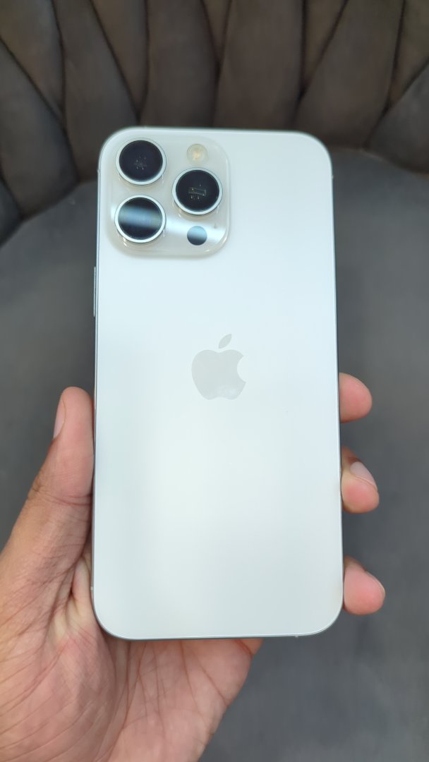iPhone 16 Pro Max (White Titanium, Pre-loved)