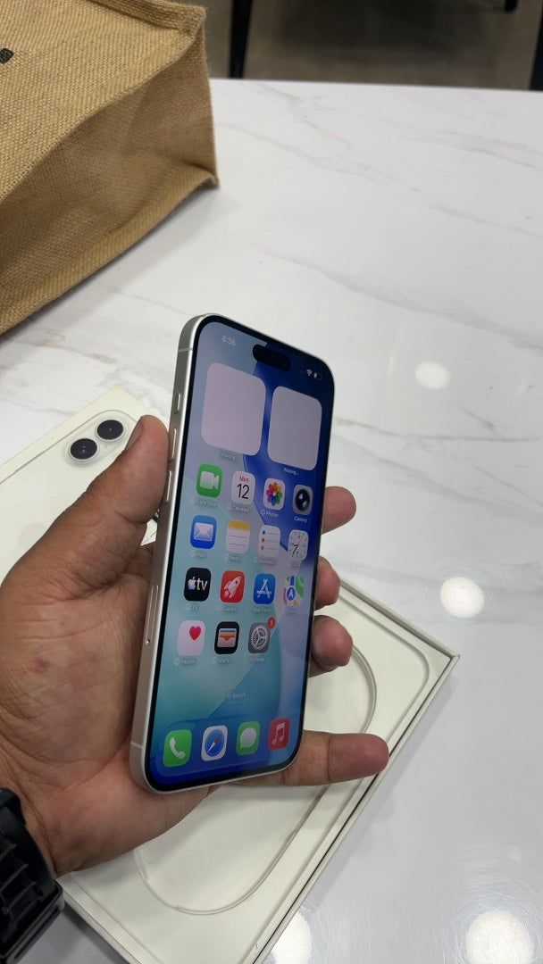 iPhone 16 Plus (White, Pre-loved)