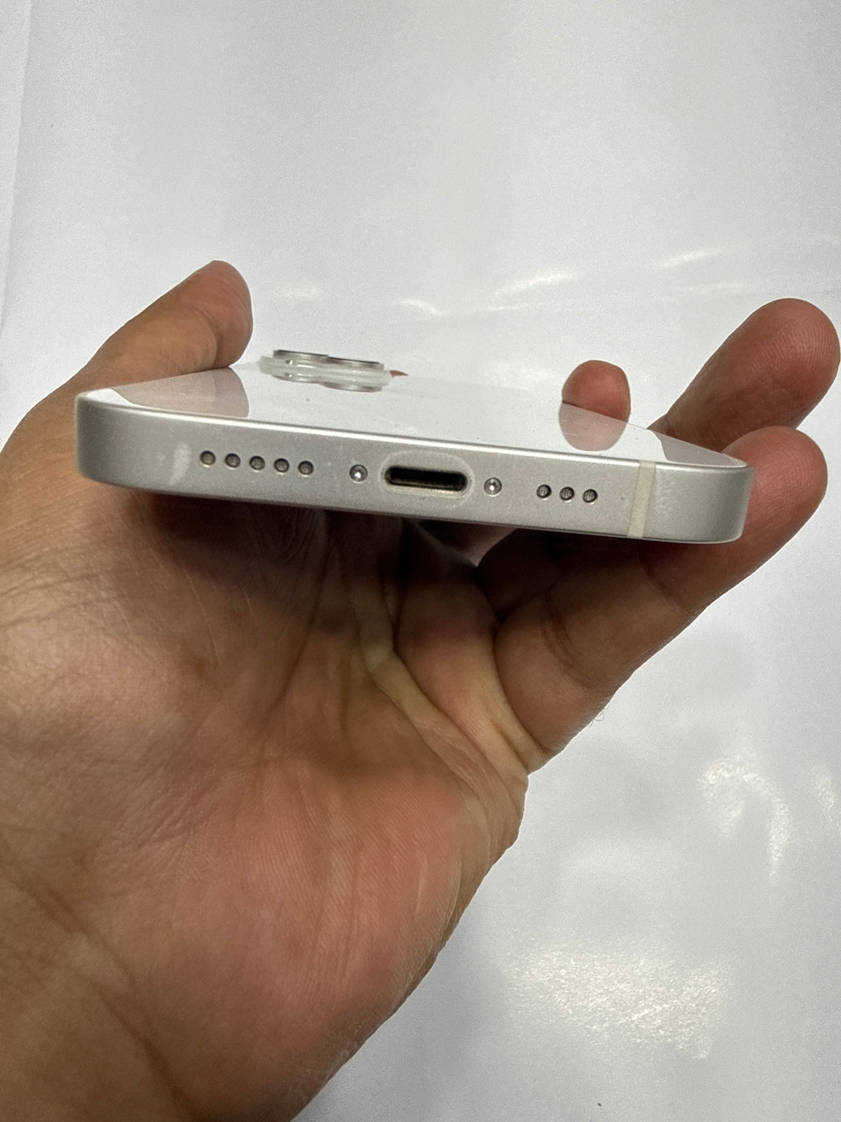 iPhone 14 128 GB Starlight