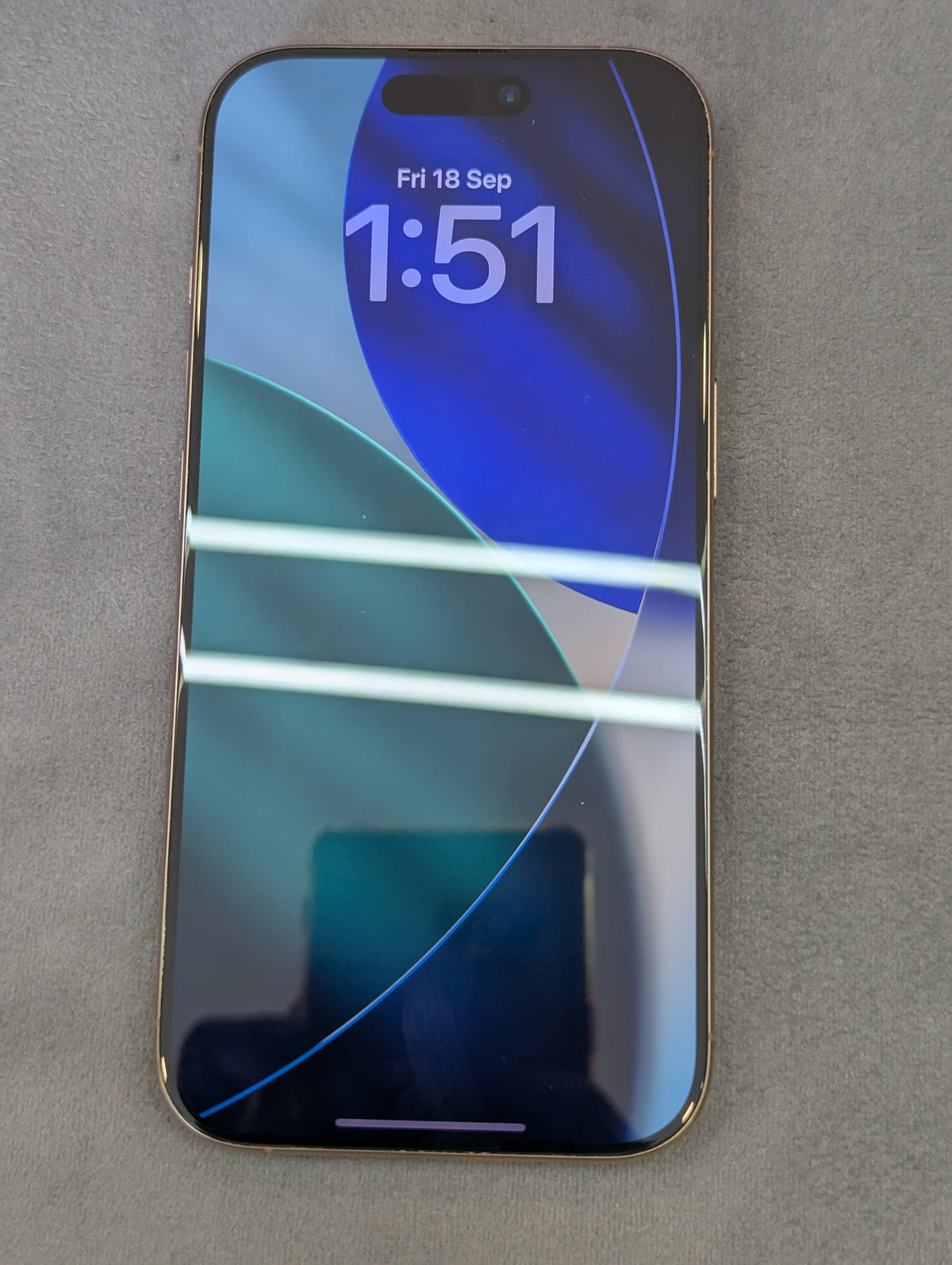 iPhone 16 Pro 128 GB Desert titanium