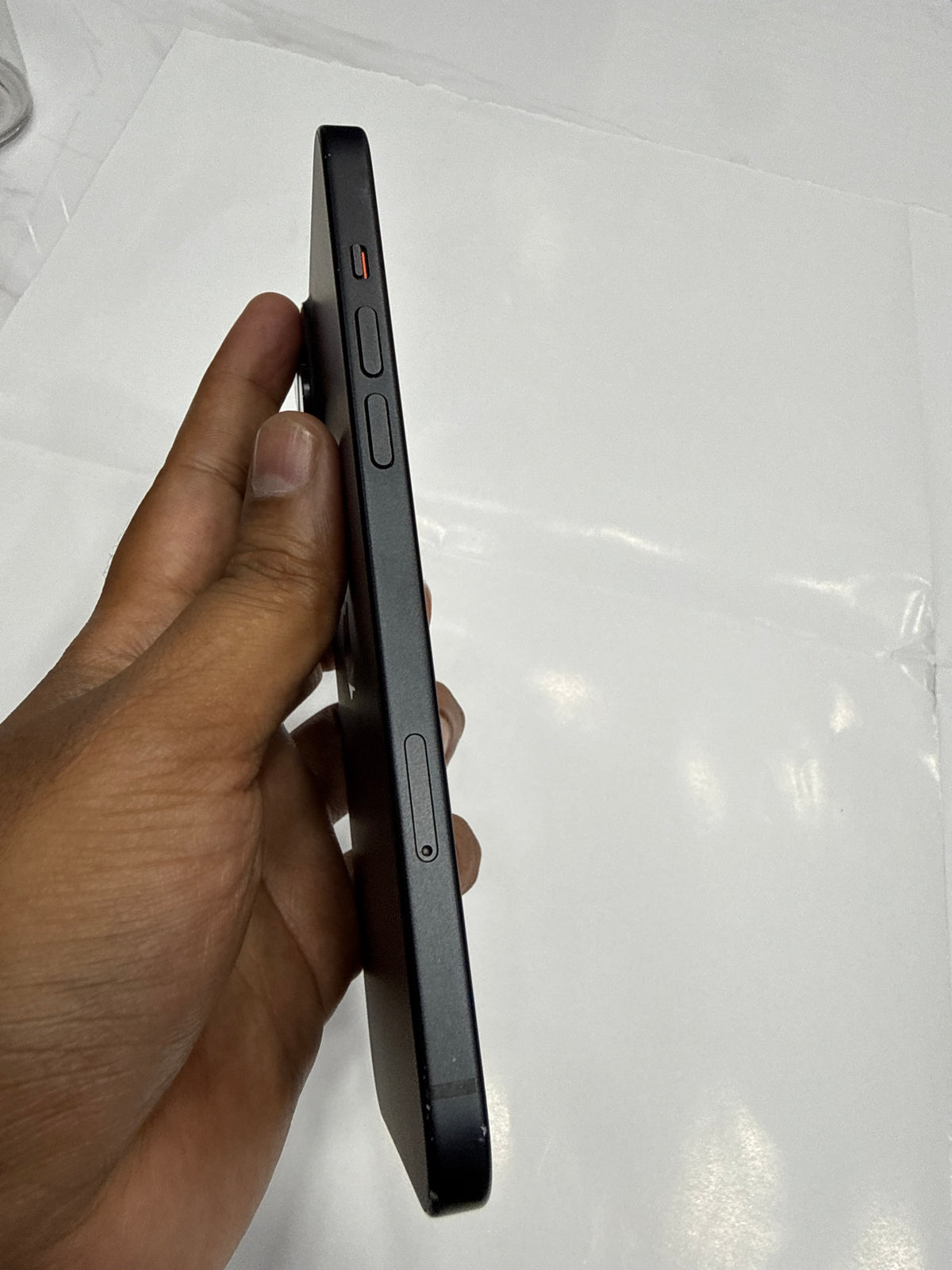 iPhone 15 Plus (Black, Pre-loved)