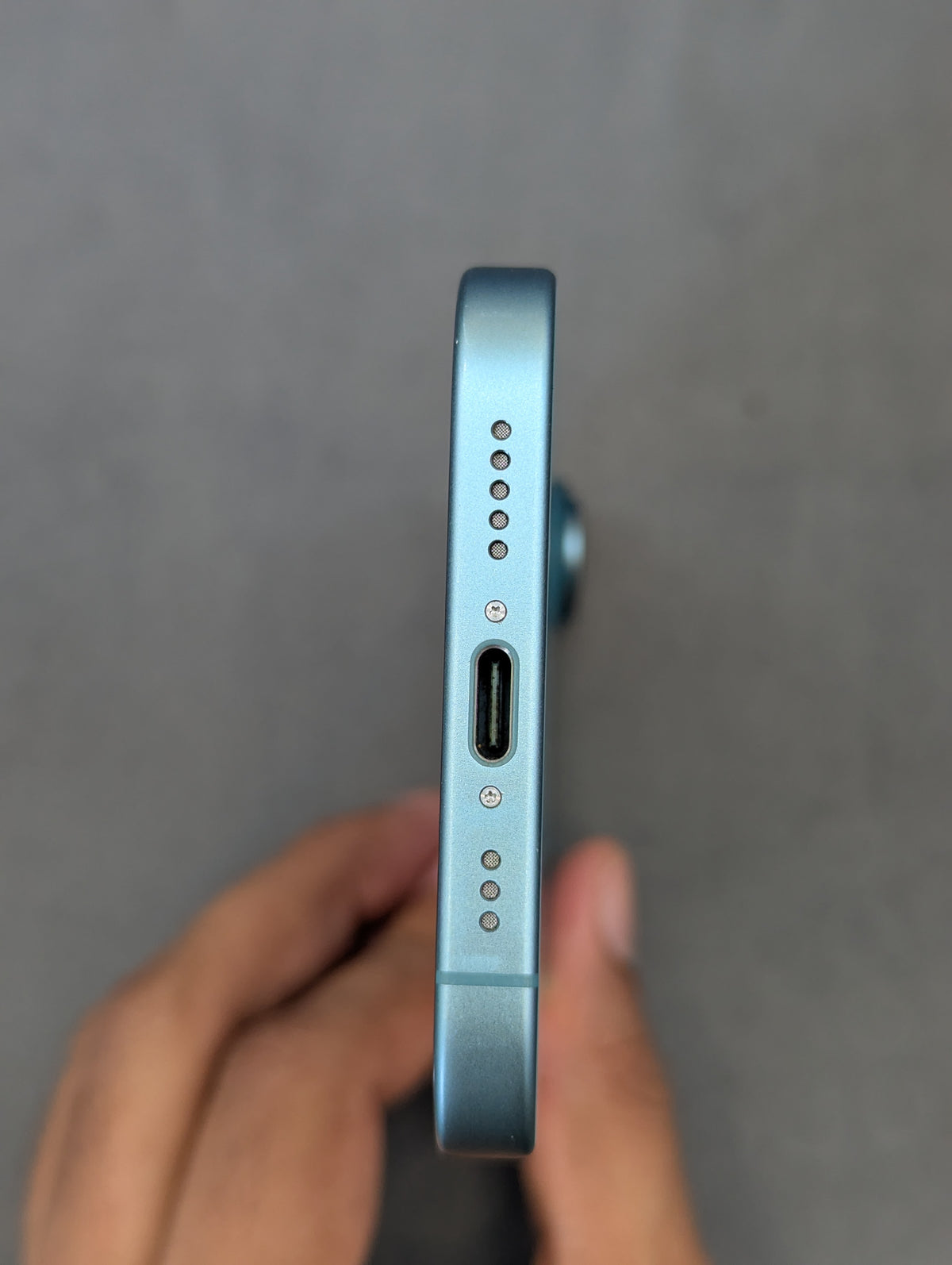 iPhone 16 (Teal, Pre-loved)