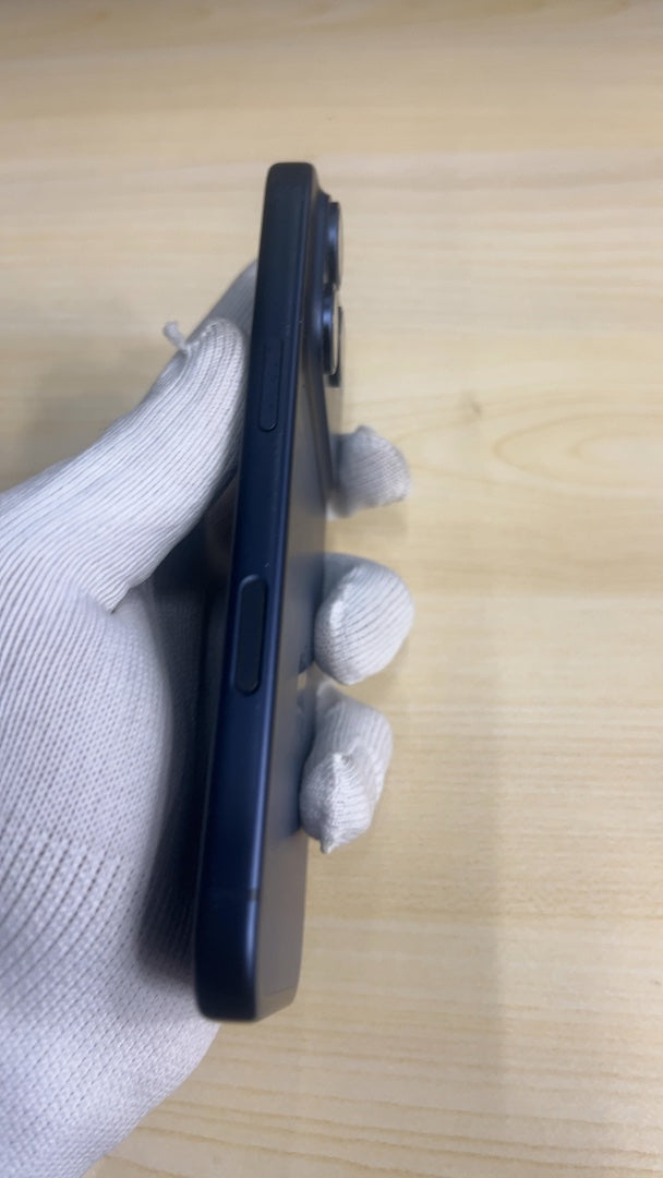 iPhone 17 Pro (Deep Blue, Pre-loved)