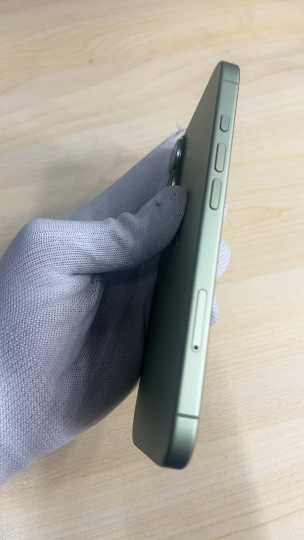 iPhone 17 (Sage, Pre-loved)