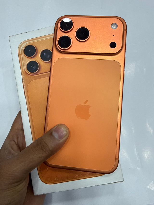 iPhone 17 Pro Max 256 GB Cosmic Orange