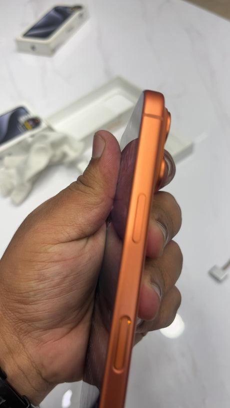 iPhone 17 Pro (Cosmic Orange, Pre-loved)
