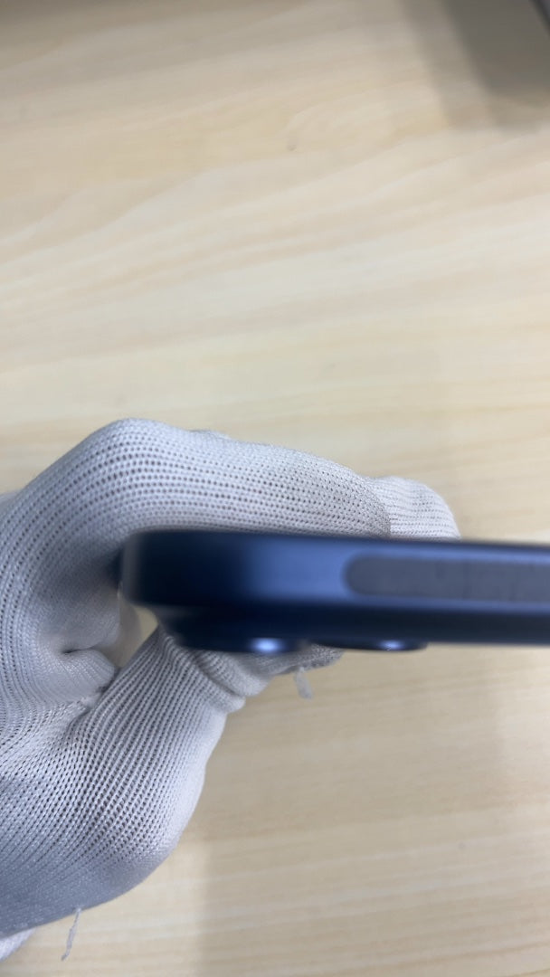 iPhone 17 Pro (Deep Blue, Pre-loved)
