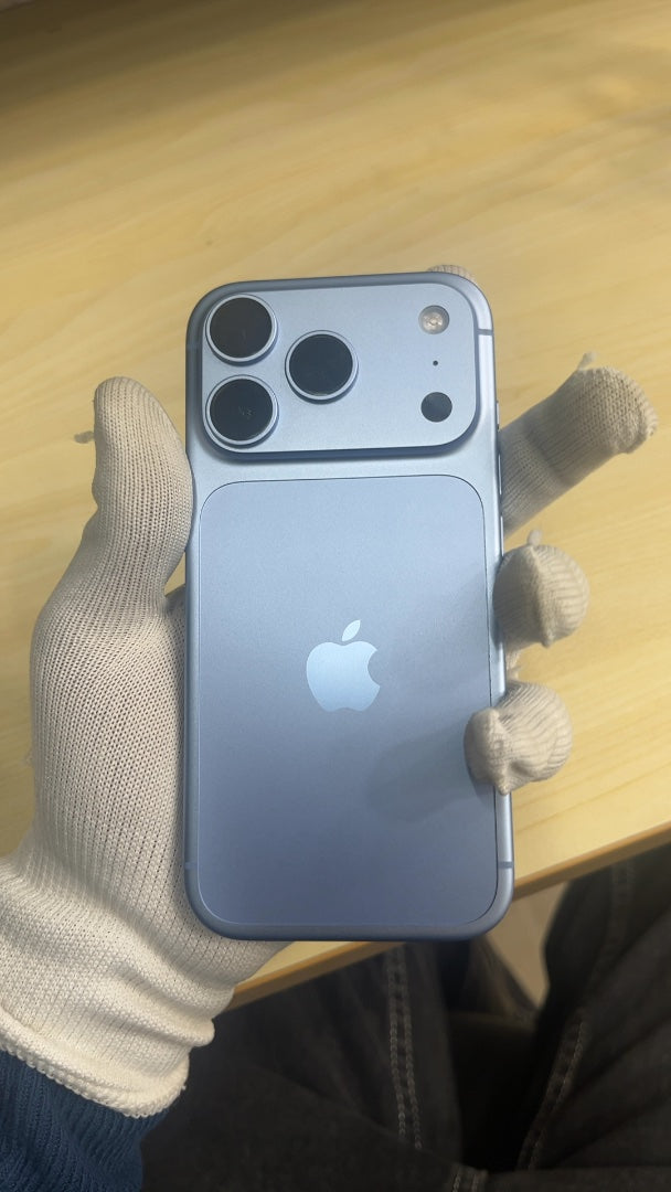 iPhone 18 Pro (Glacier, Pre-loved)