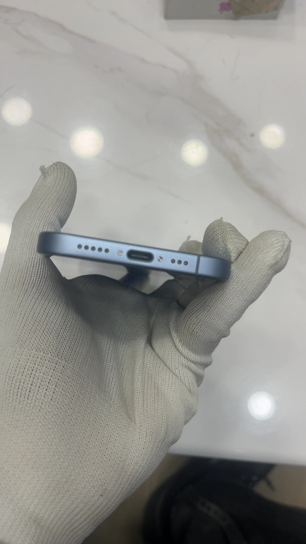 iPhone 17 (Mist Blue, Pre-loved)