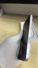 iPhone 17 (White, Pre-loved)