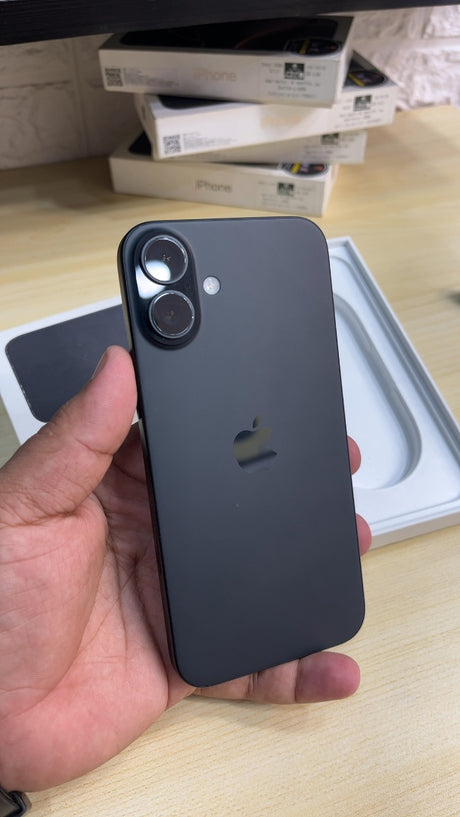 iPhone 16 Plus (Black, Pre-loved)