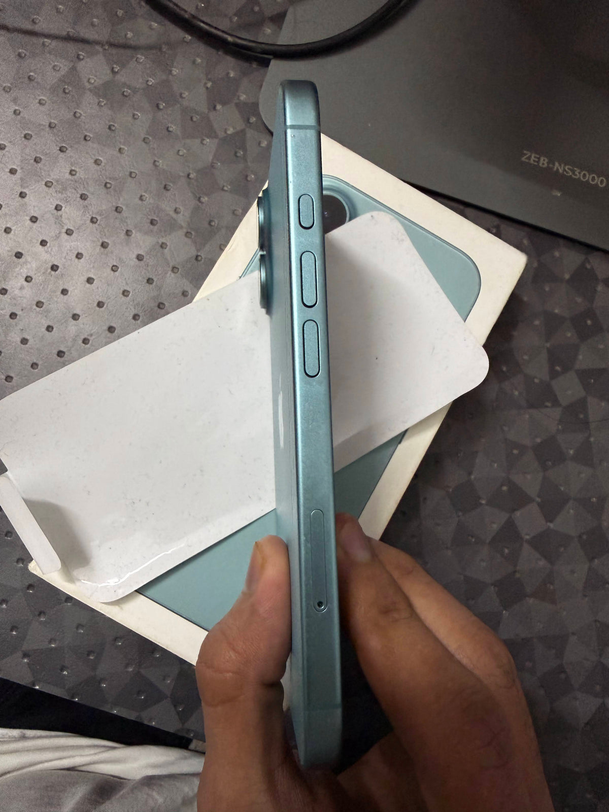 iPhone 16 128 GB Teal