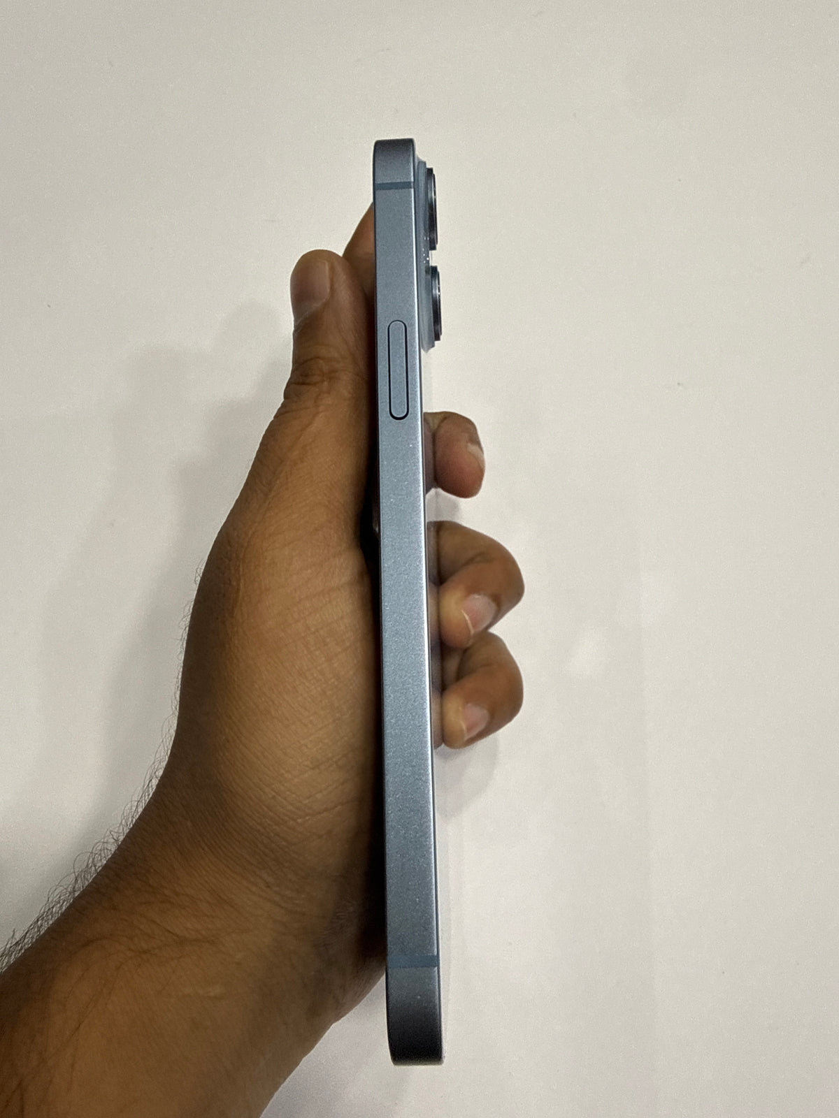 iPhone 14 Plus (Blue, Pre-loved)
