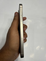 iPhone 16 Pro 256 GB Natural Titanium
