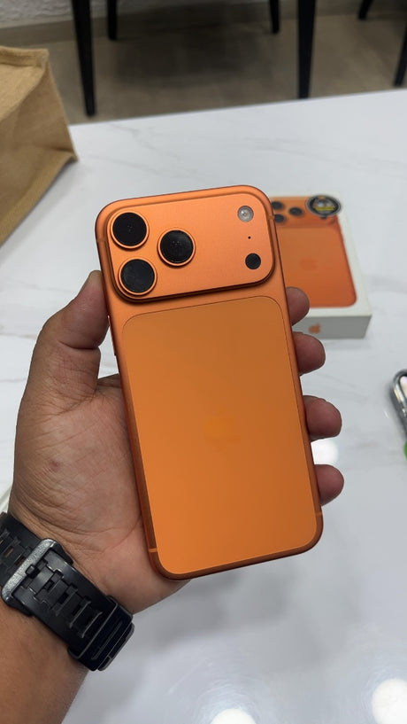 iPhone 17 Pro Max (Cosmic Orange, Pre-loved)