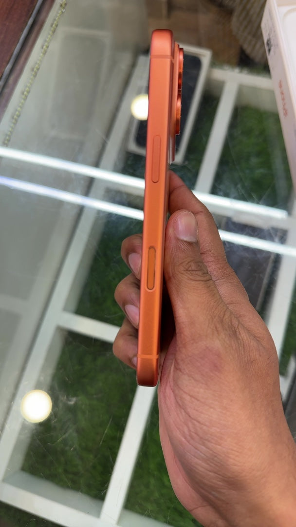 iPhone 17 Pro (Cosmic Orange, Pre-loved)
