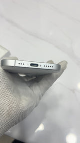 iPhone 17 (White, Pre-loved)